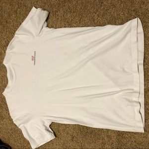 Vineyard Vines T-shirt